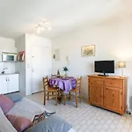 Regina-2 By Interhome Apartament