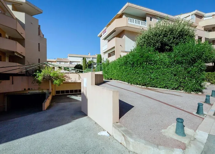 Regina-2 By Interhome Διαμέρισμα